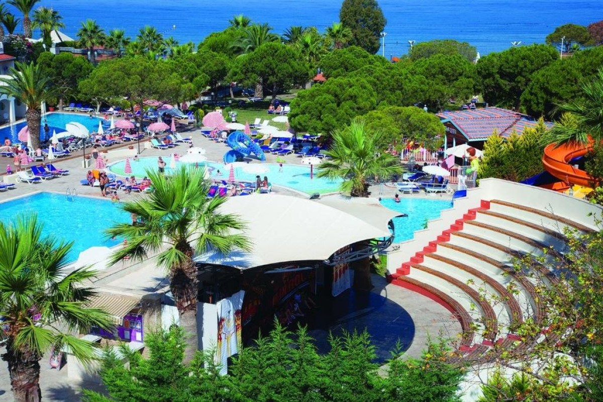 BATIHAN BEACH RESORT SPA