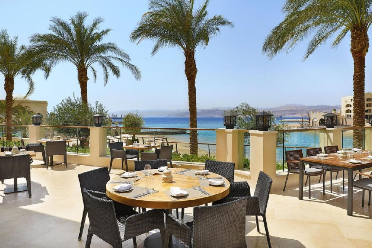 Al Manara Luxury Hotel