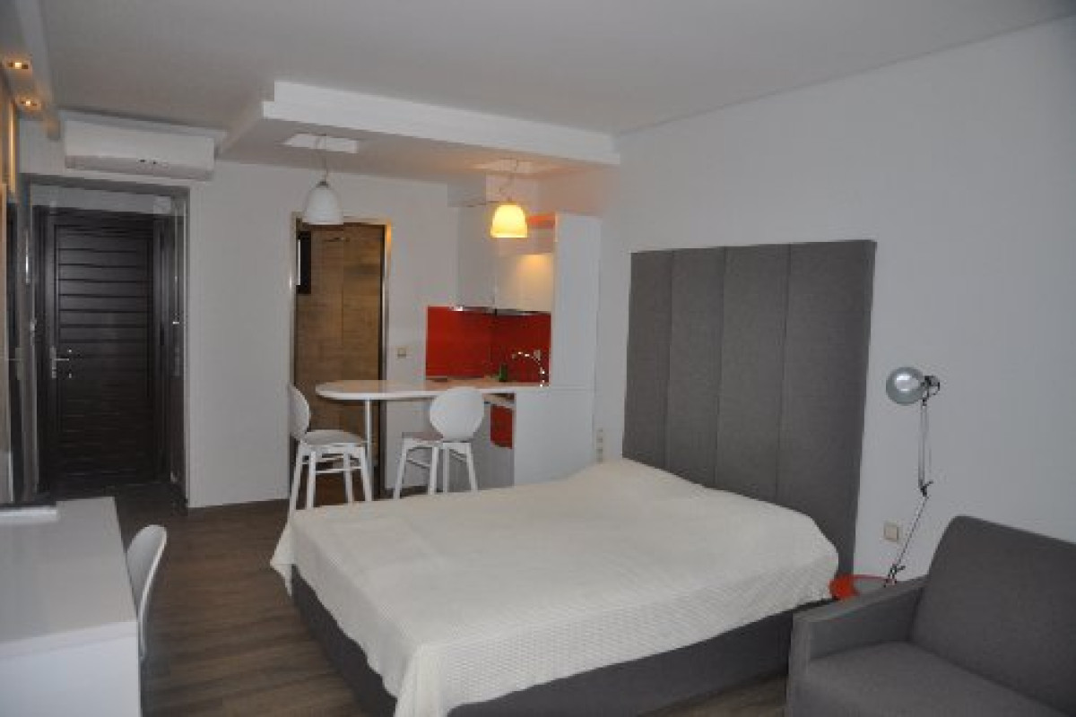 Mary s Residence Suites (Chryssi Akti)