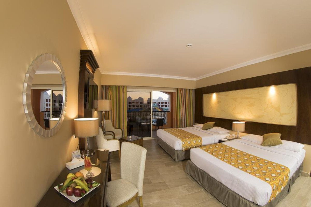 Tropitel Waves Hotel