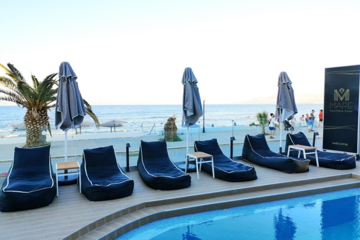 Mare Boutique for Families (K)