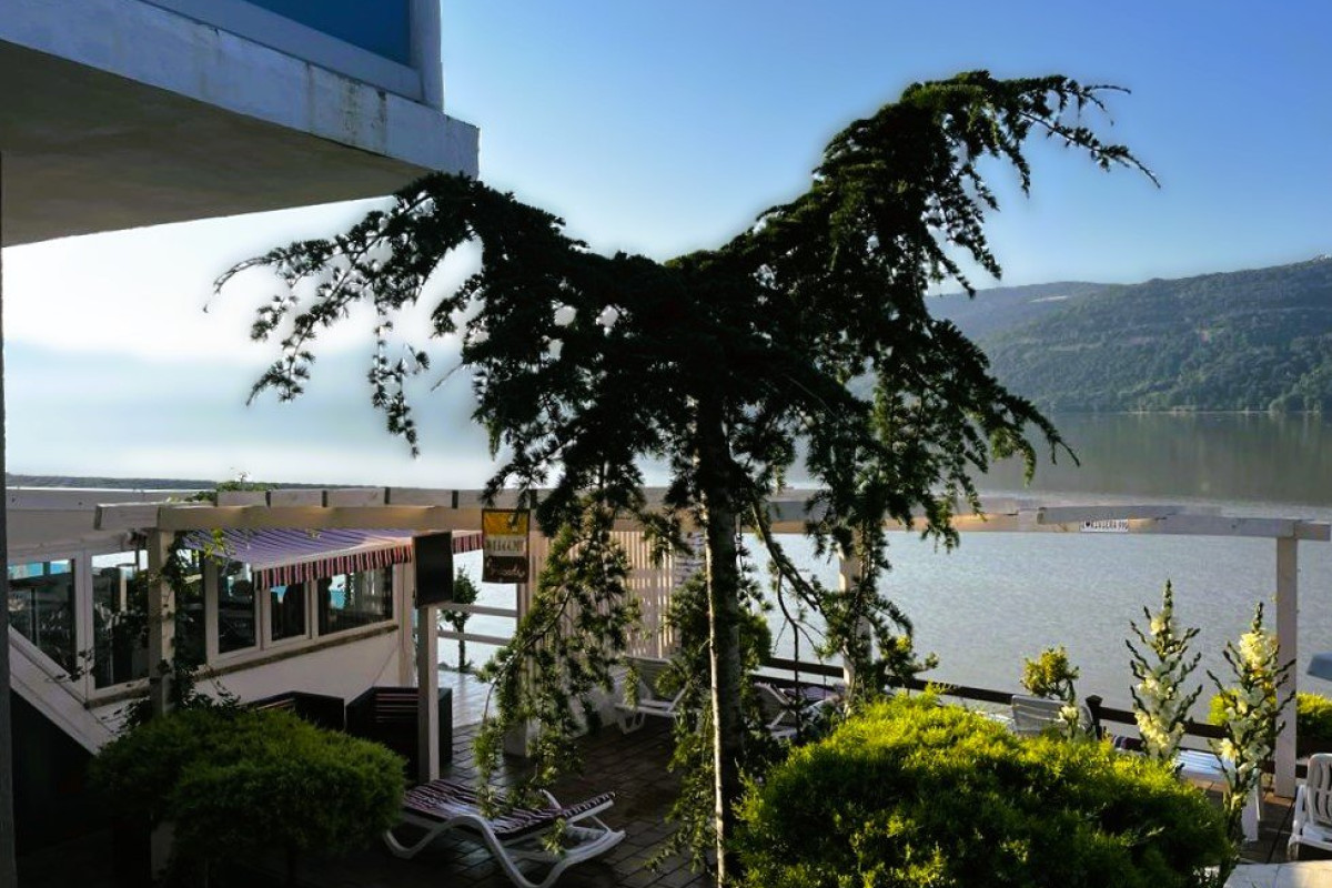 . RIVIERA 990 - Camere de Inchiriat