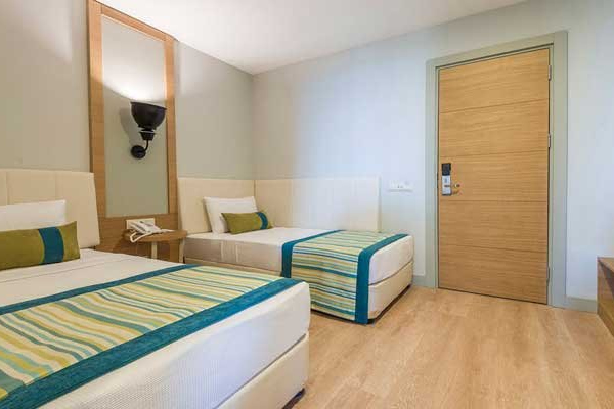CALIDO MARIS HOTEL