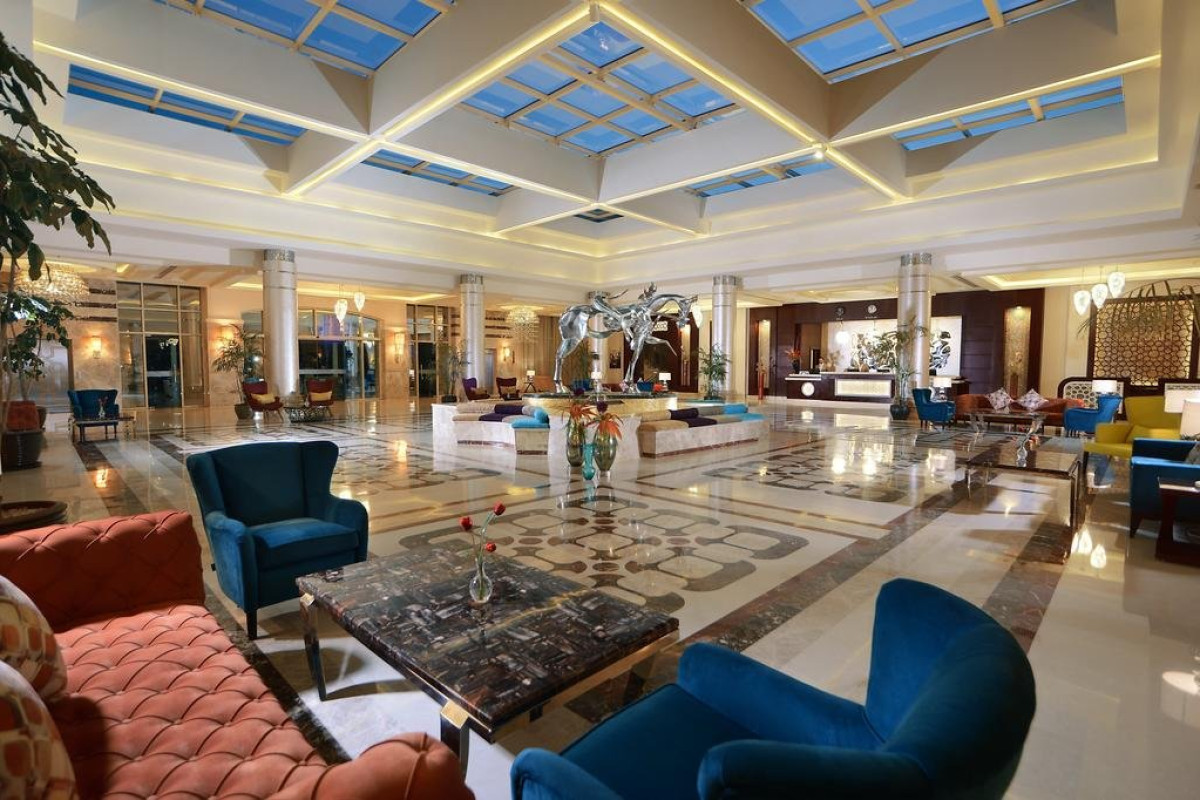 ALBATROS WHITE BEACH RESORT