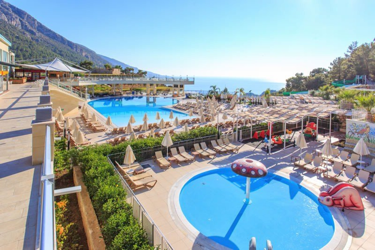 ORKA SUNLIFE RESORT
