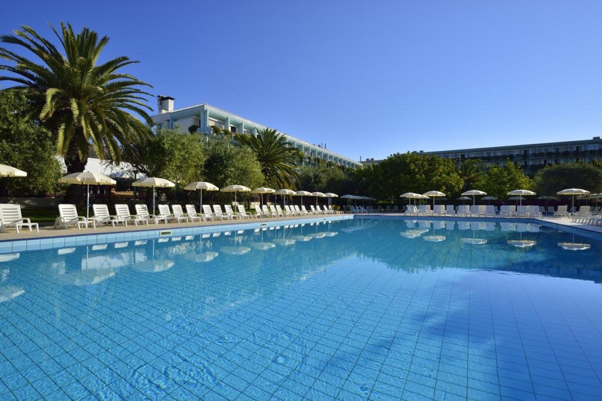 Ata Hotel Naxos Beach