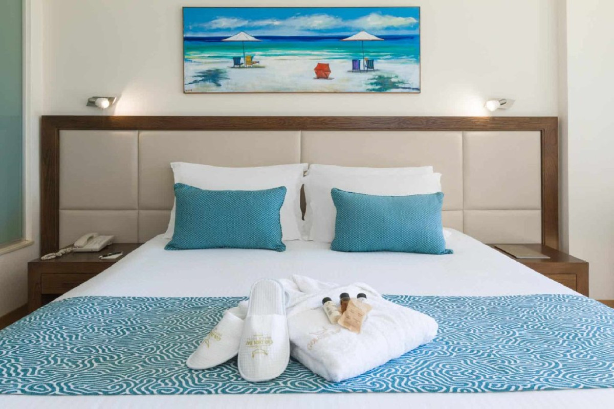 Golden Bay