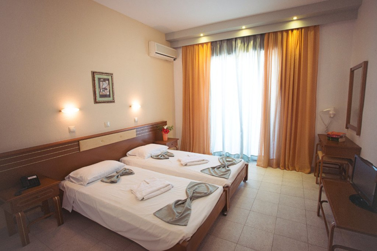 Meliton Hotel (Tholos)