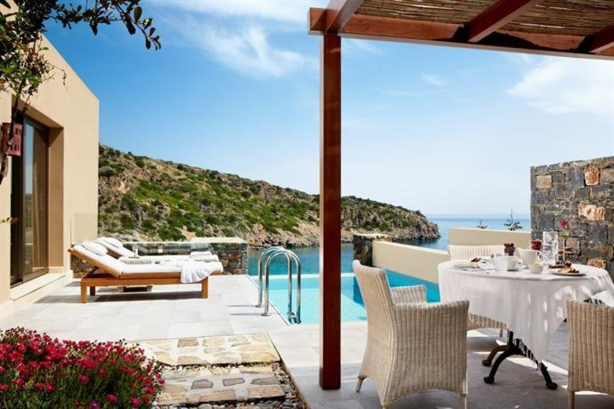 Daios Cove Luxury Resort and Villas (Vathi)