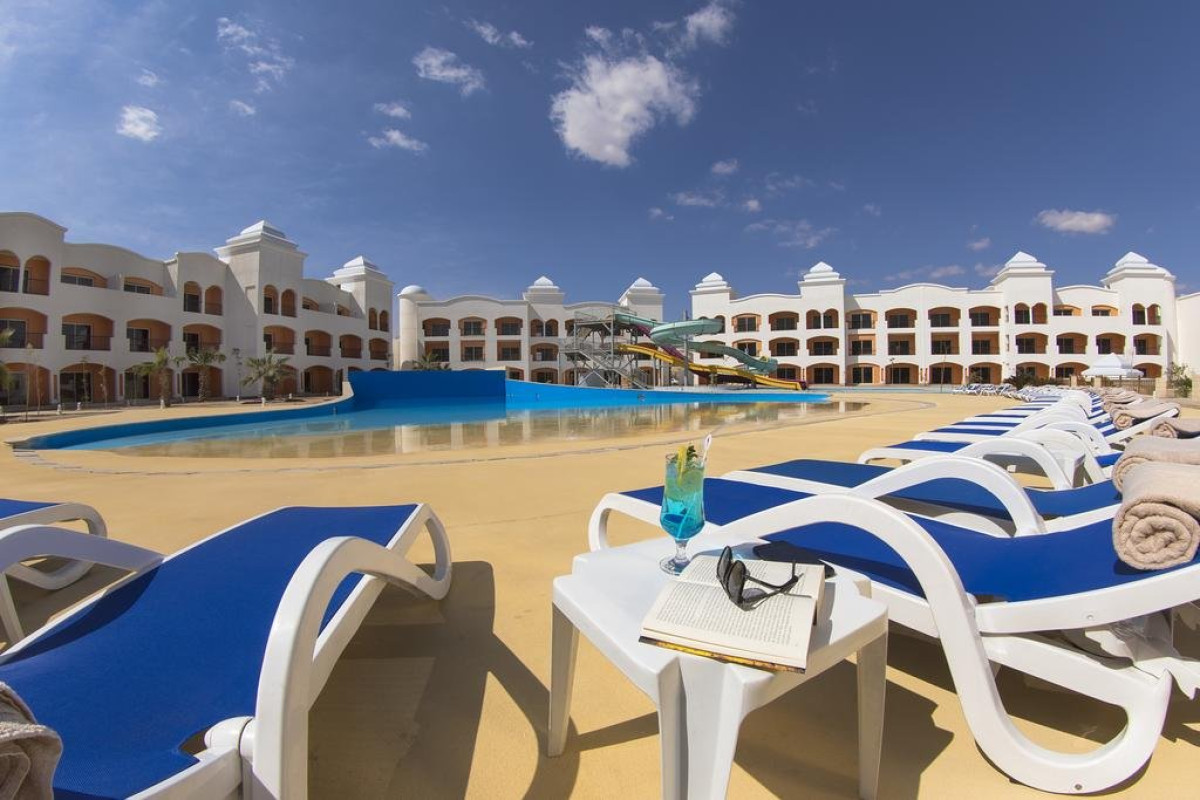 Tropitel Waves Hotel