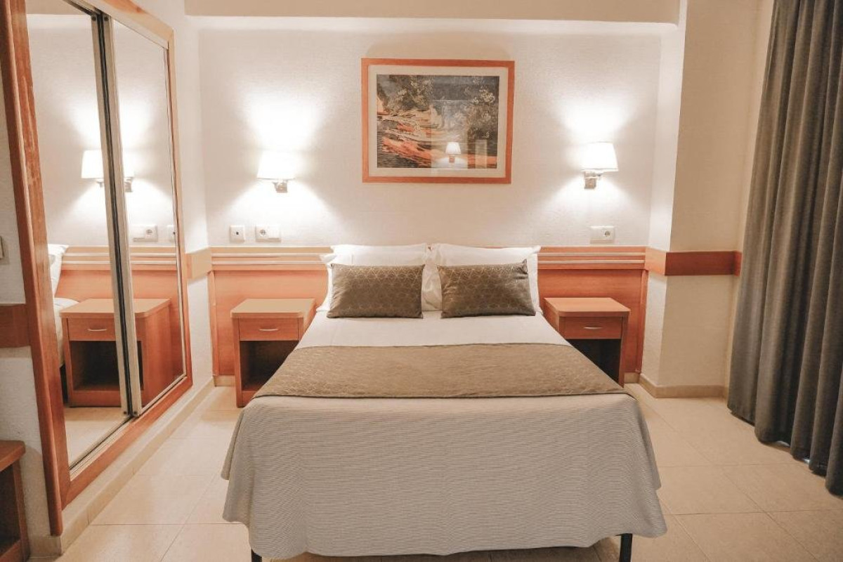 H TOP PINEDA PALACE (Adults Recommended) (Pineda de Mar)