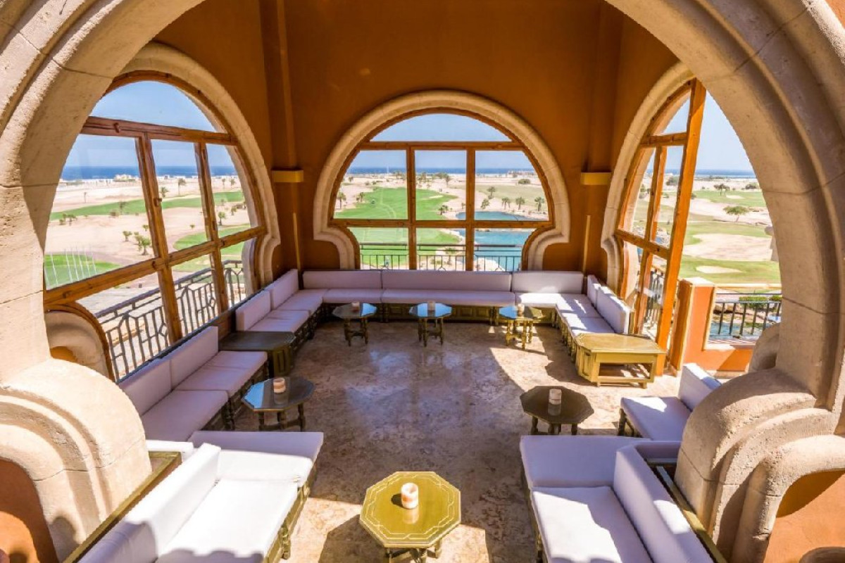 THE CASCADES GOLF RESORT SPA