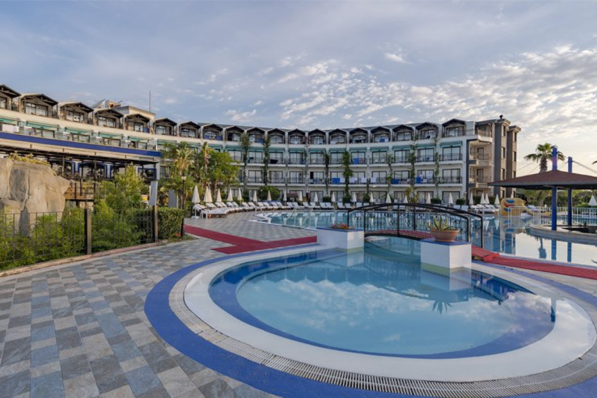 ARMAS LABADA HOTEL