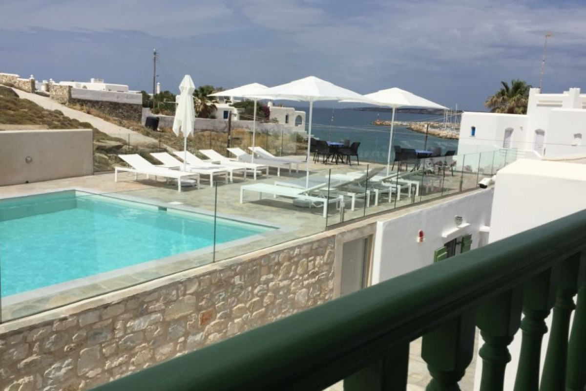 Adonis Hotel Apartments