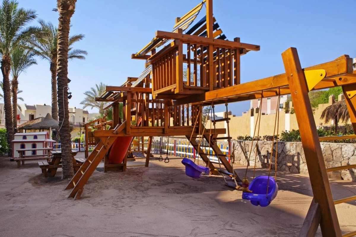 HILTON SHARM SHARKS BAY RESORT