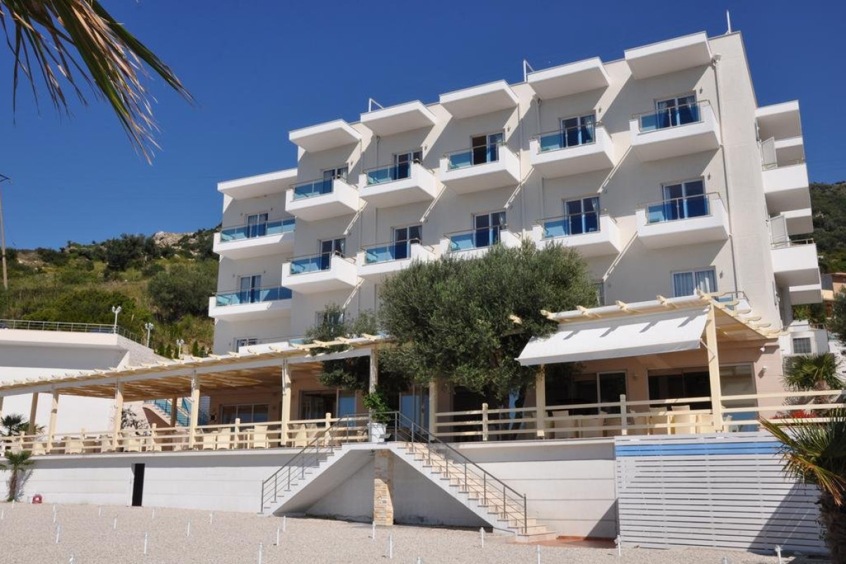 Coral Hotel (Radhime-Vlore)