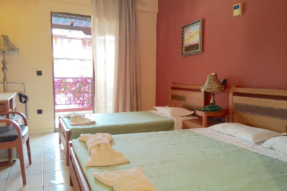 Hotel Pelli