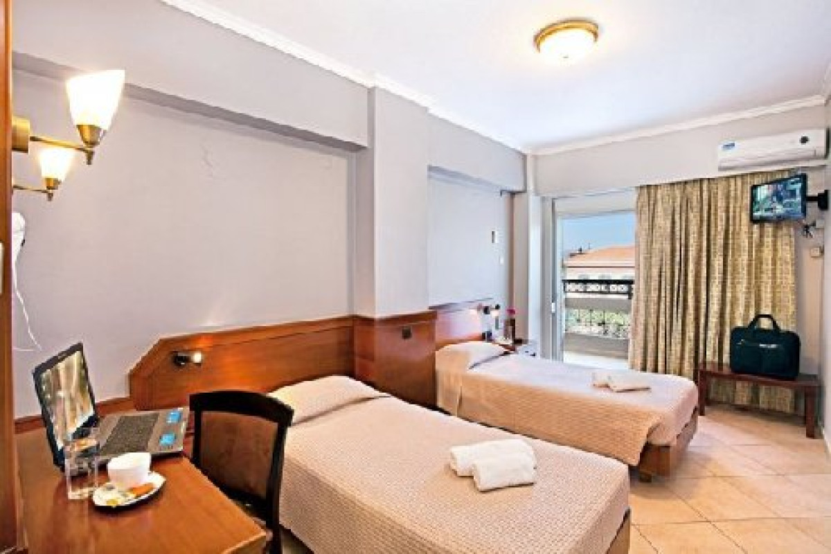 Arkadi (K) - recomandat 3*