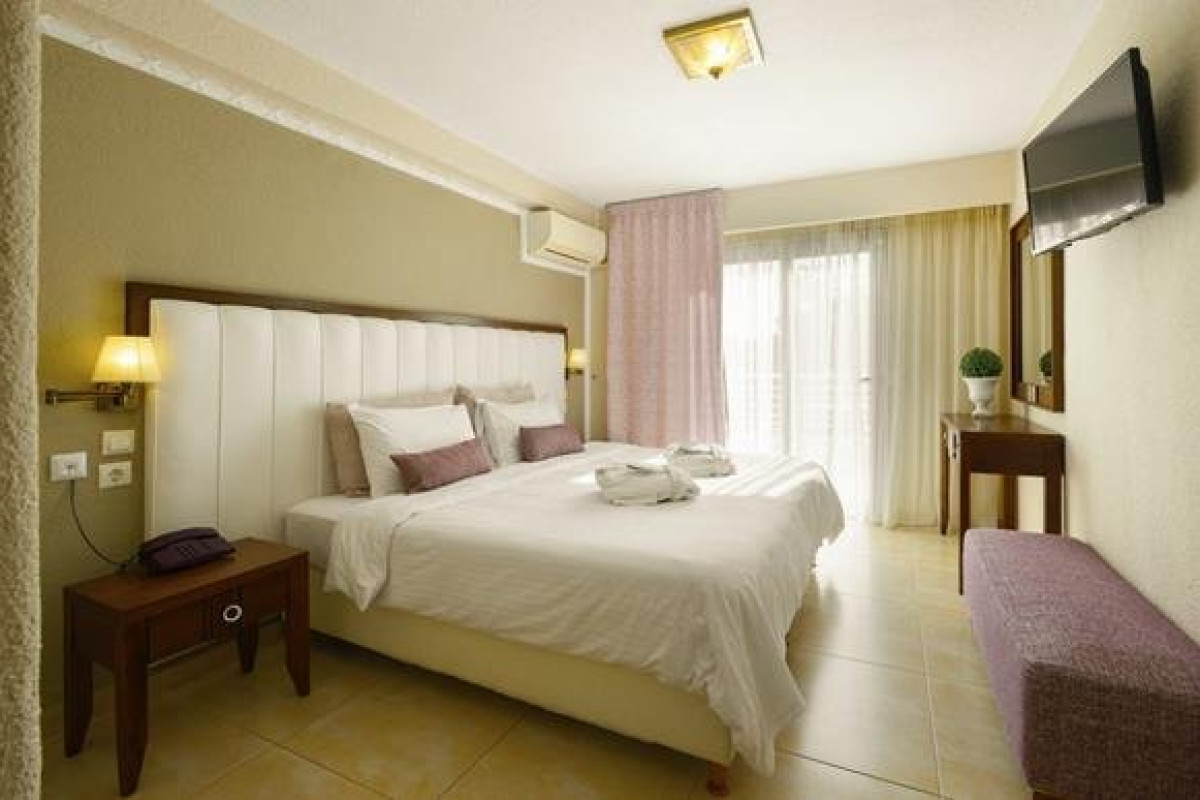 Secret Paradise Hotel (Nea Kalikratia, Kassandra)