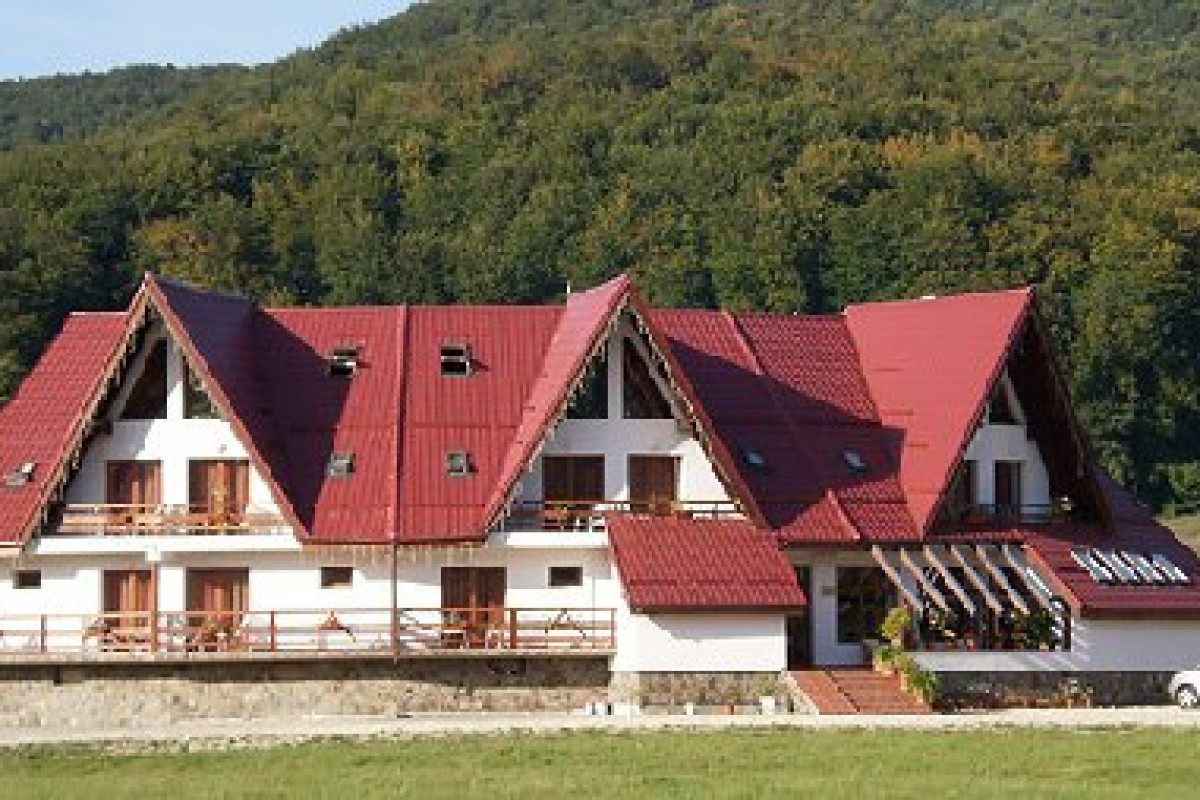 PENSIUNEA RASNOV