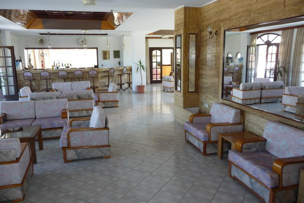 Hermes Hotel