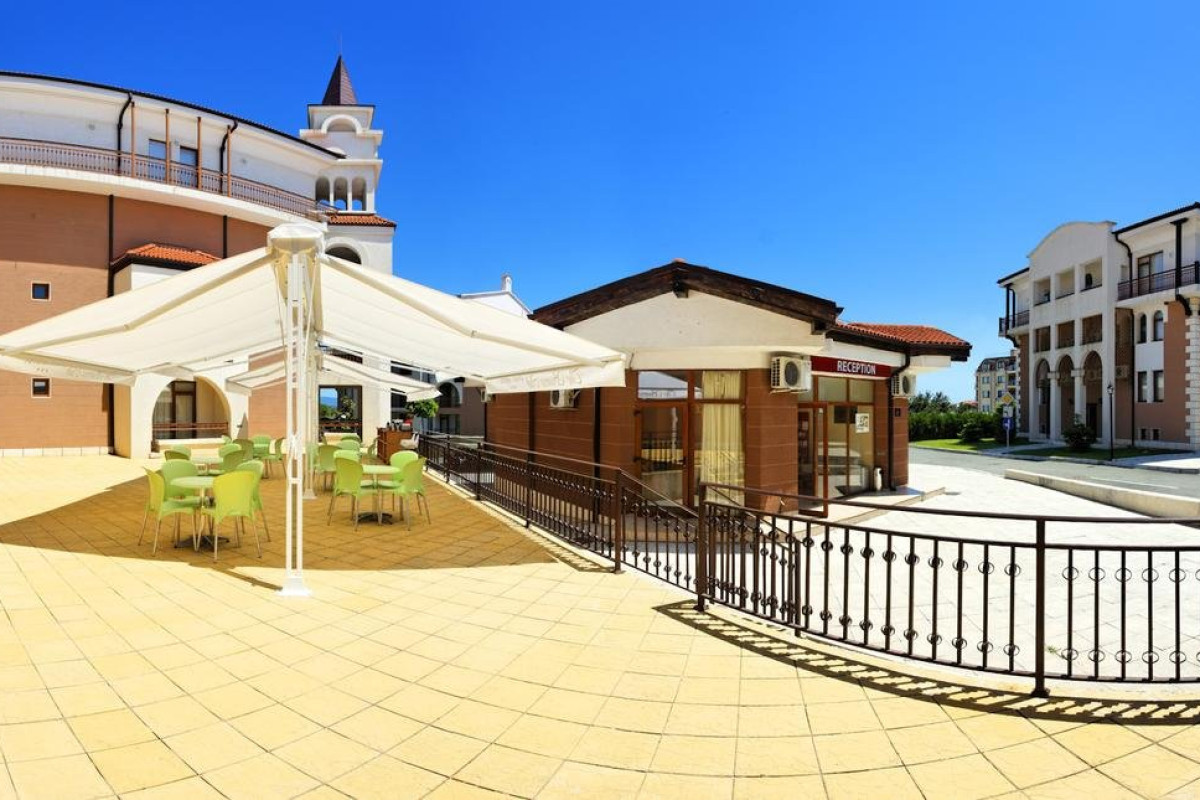 HOTEL SUNRISE CLUB
