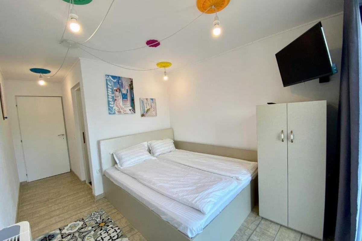NOAH river house