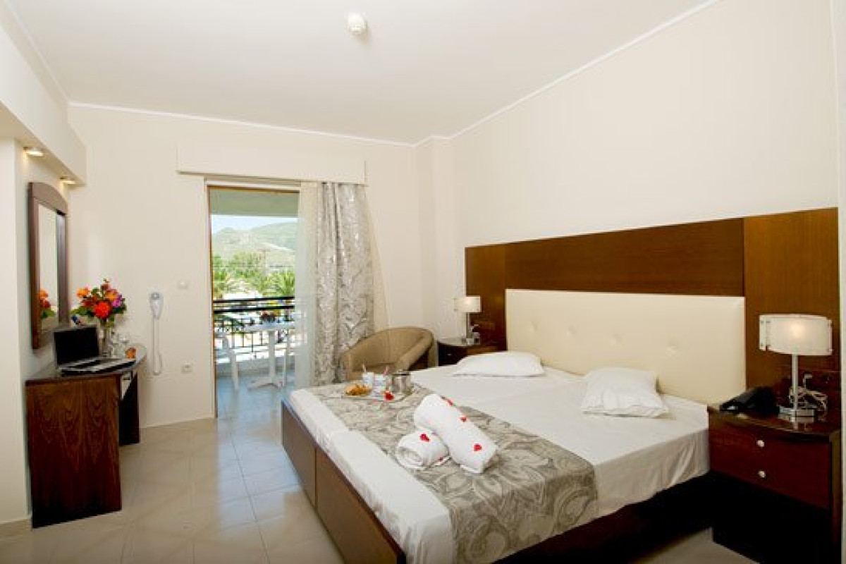 Golden Sun (Suites) Resort - adults only (Kalamaki)