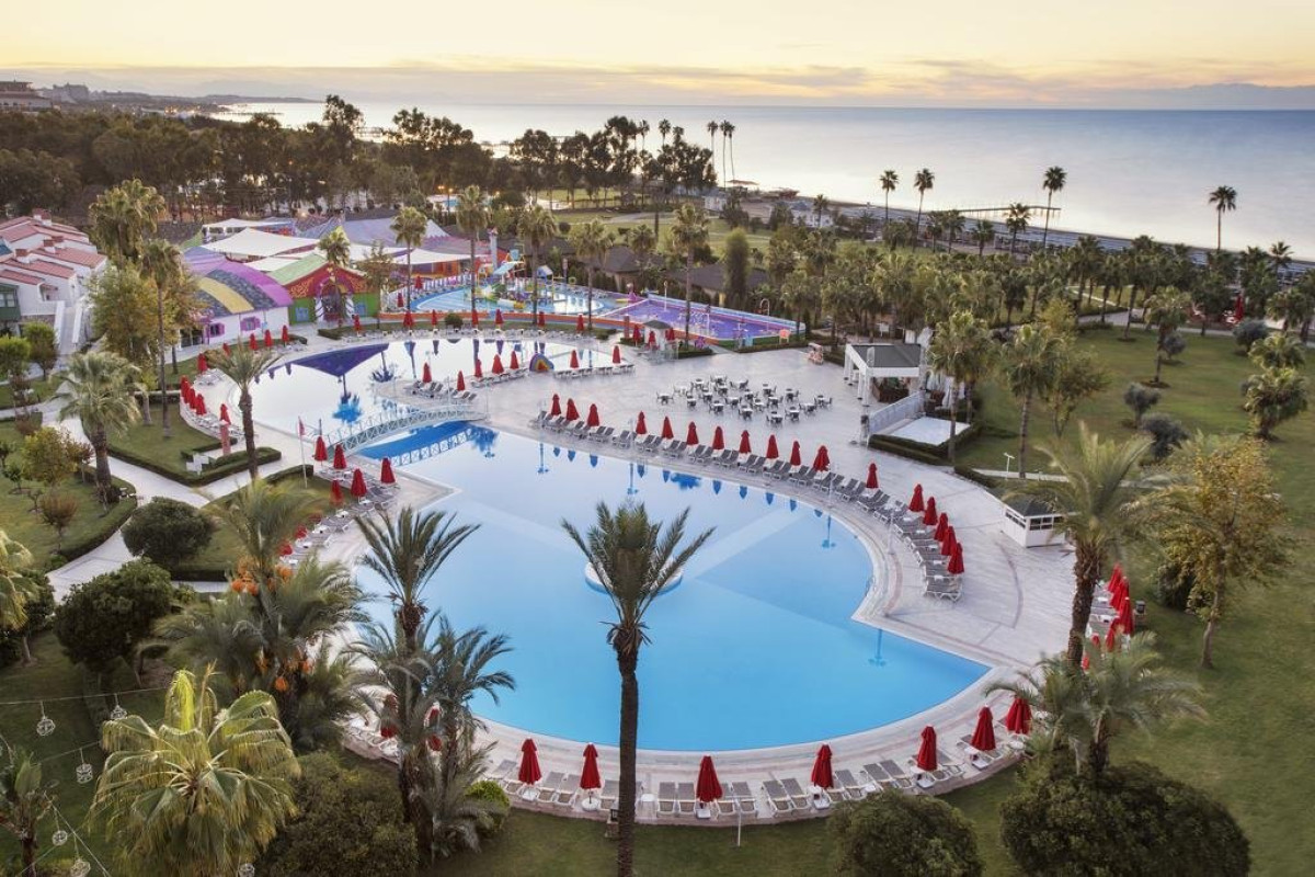 IC HOTELS SANTAI FAMILY RESORT