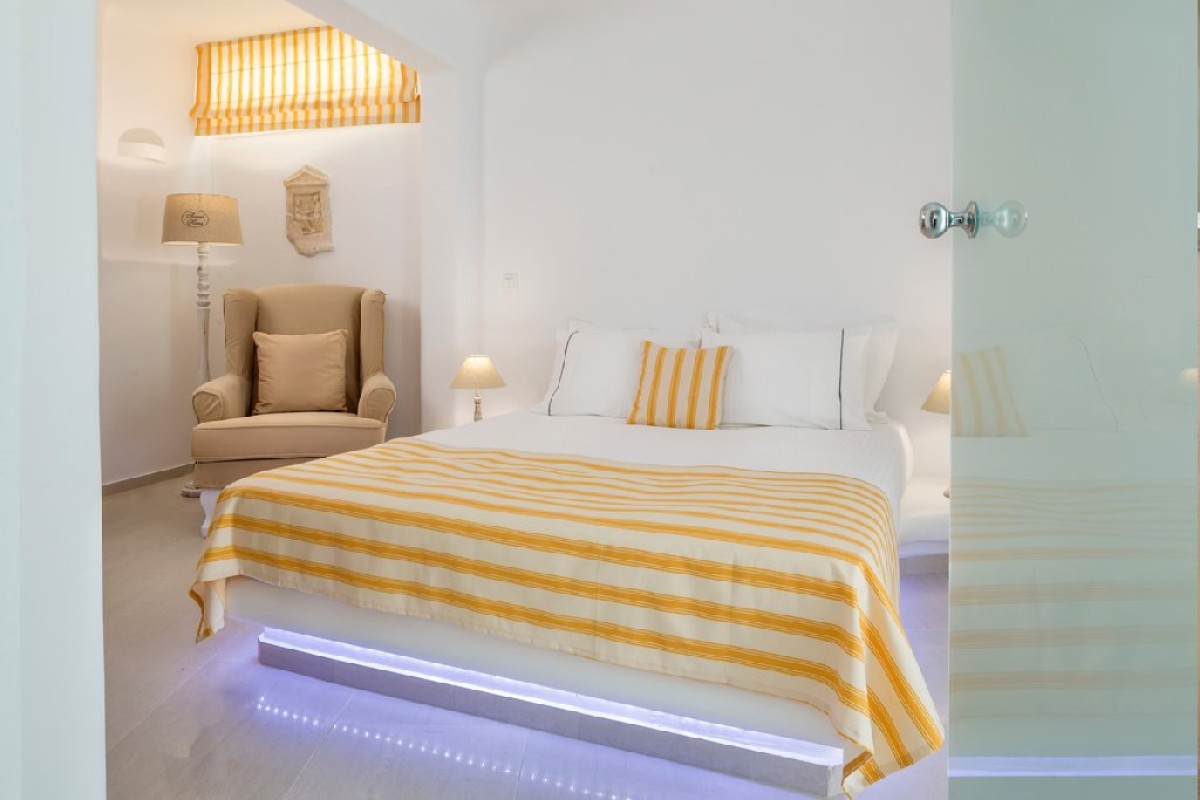 Colours of Mykonos (K)