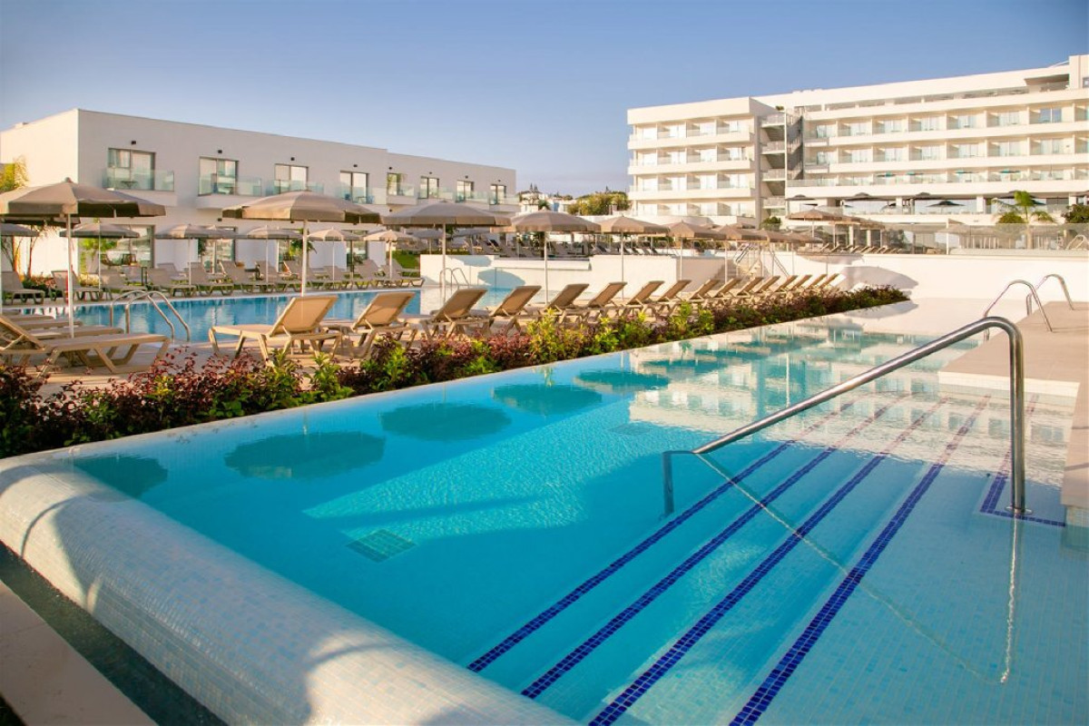 Atlantica Aqua Blue Hotel (Protaras)