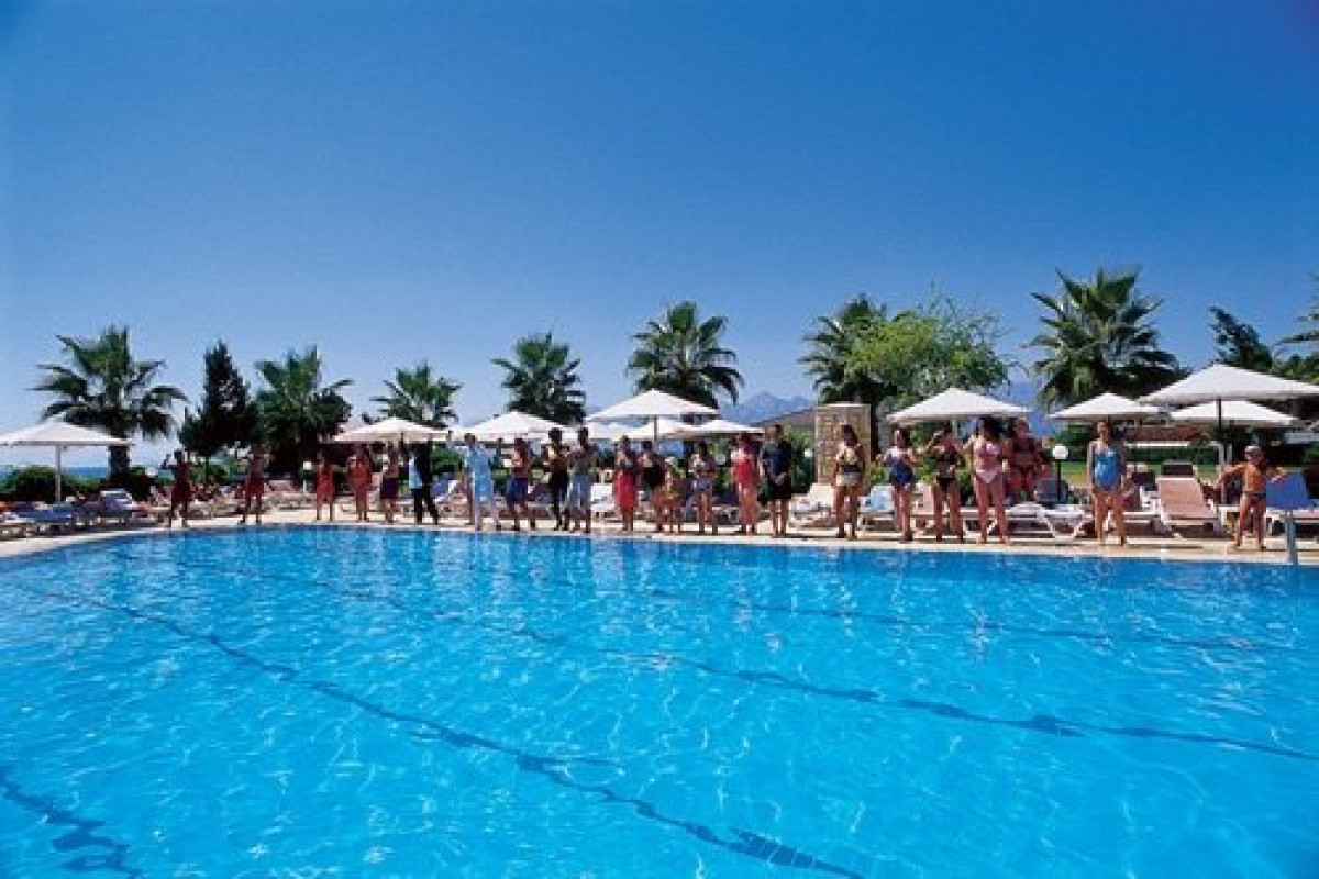 CLUB HOTEL FALCON