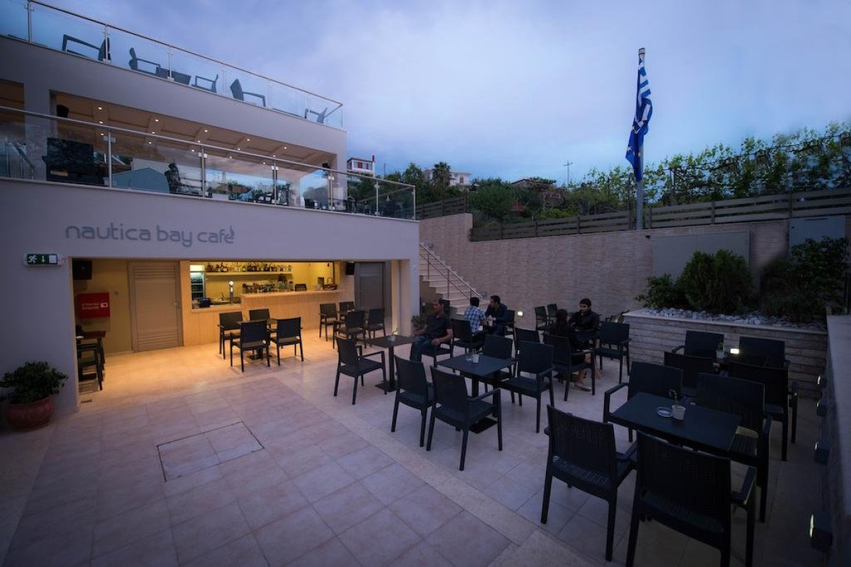 Mantinia Bay Hotel (Mirki Mantinia)