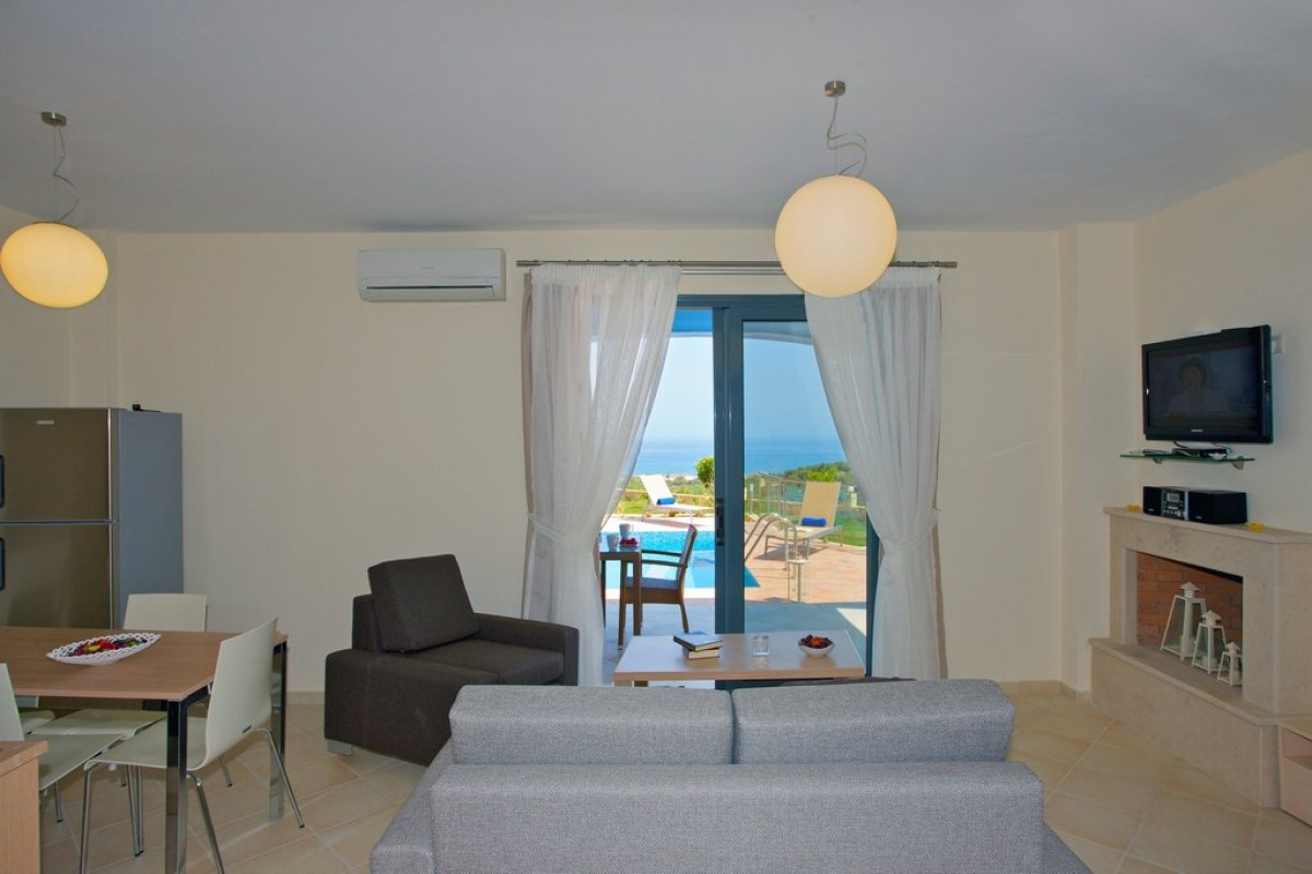 Carme Villas Resort (C)