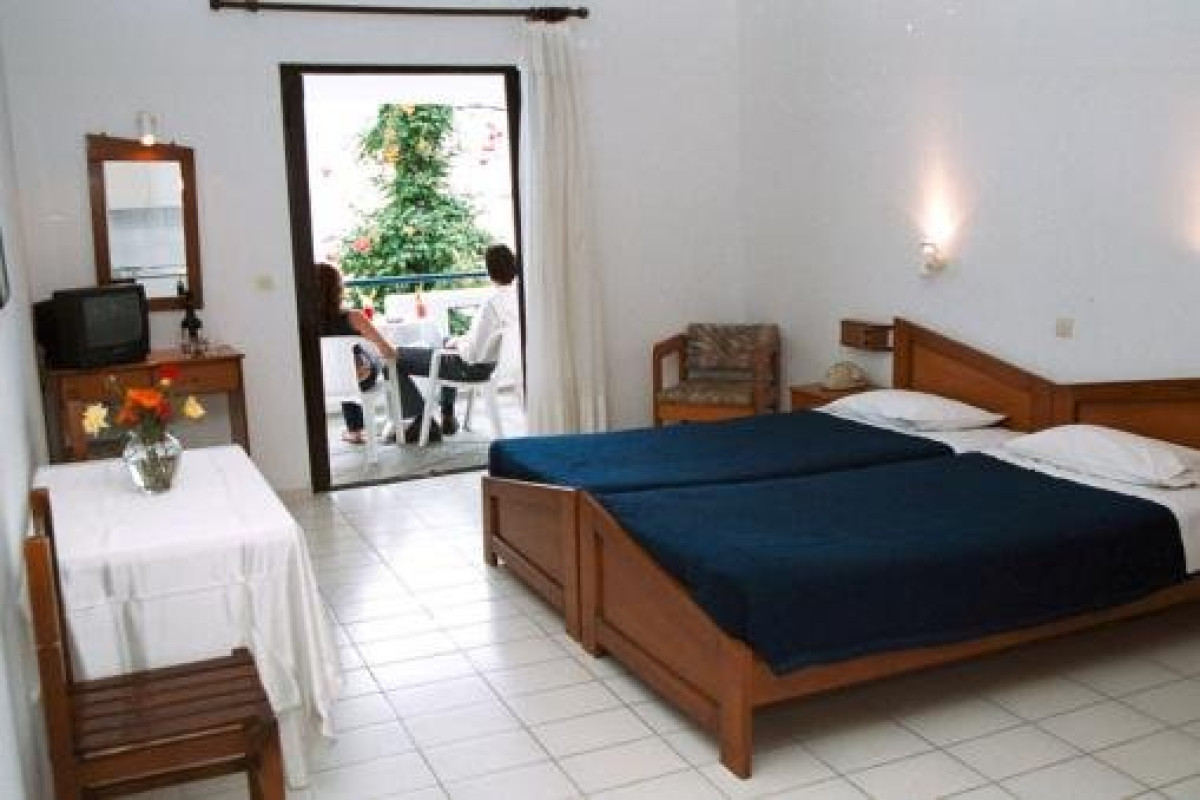 Dolphin Beach Hotel (Possidi, Kassandra)