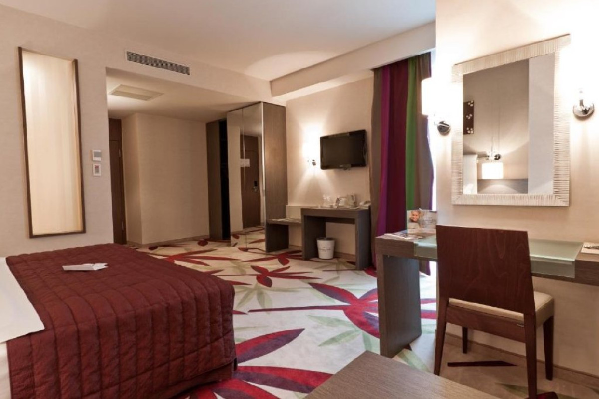 Hotel Golden Tulip Ana Dome