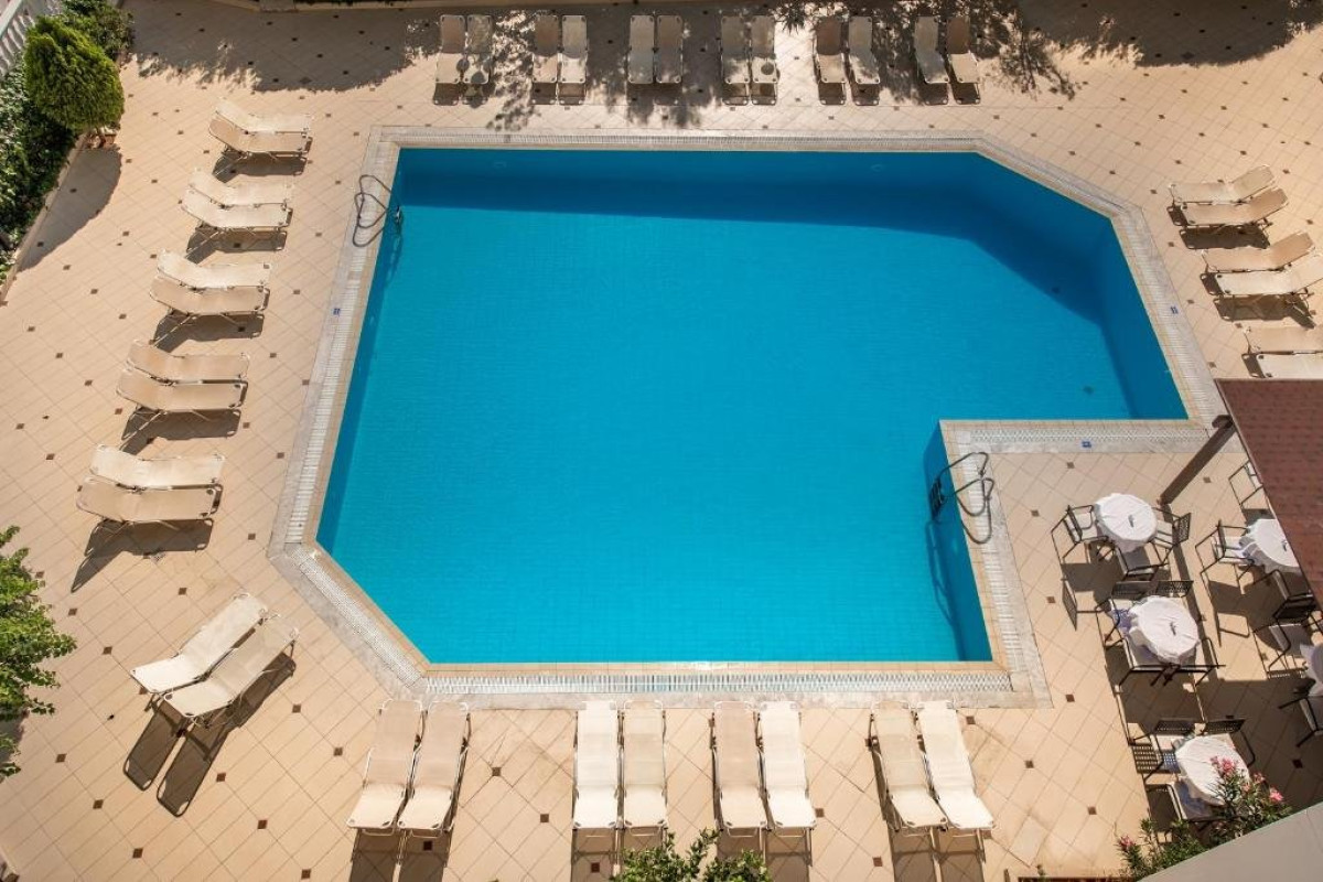 Hersonissos Palace (recomandat 4*)