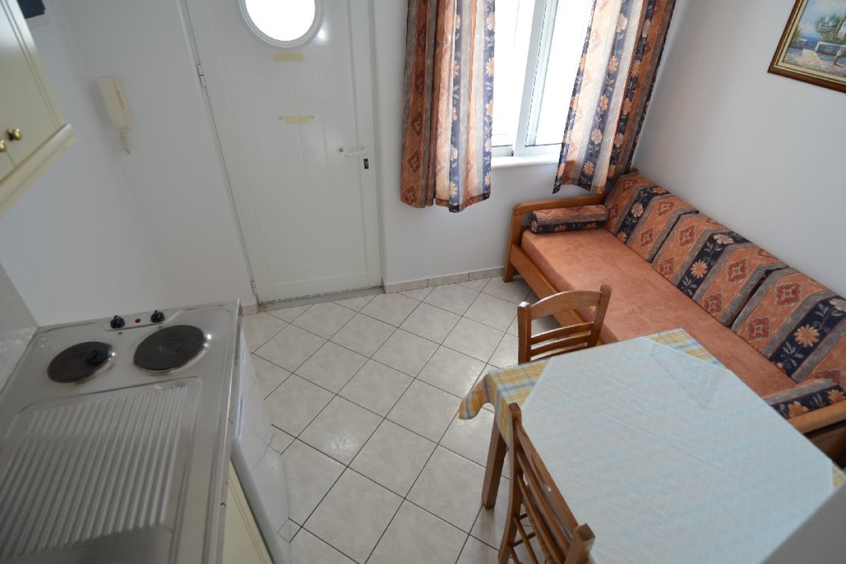 Despina Studios Ireon