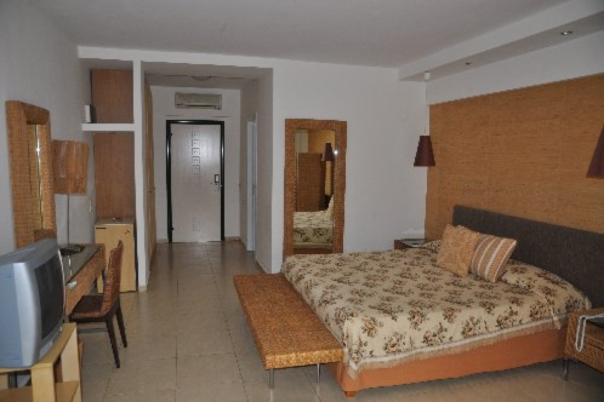 Ilio Mare Beach Hotel (SKALA PRINOS)