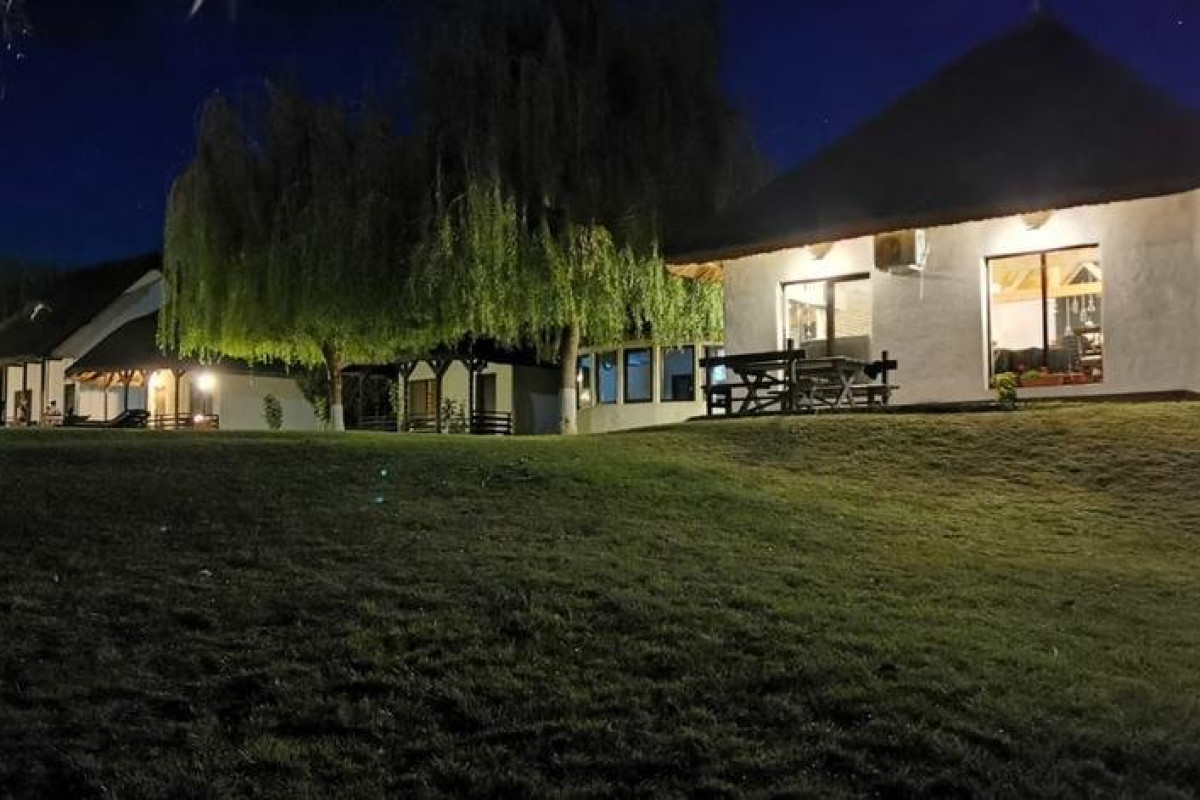 Casa Patru Anotimpuri
