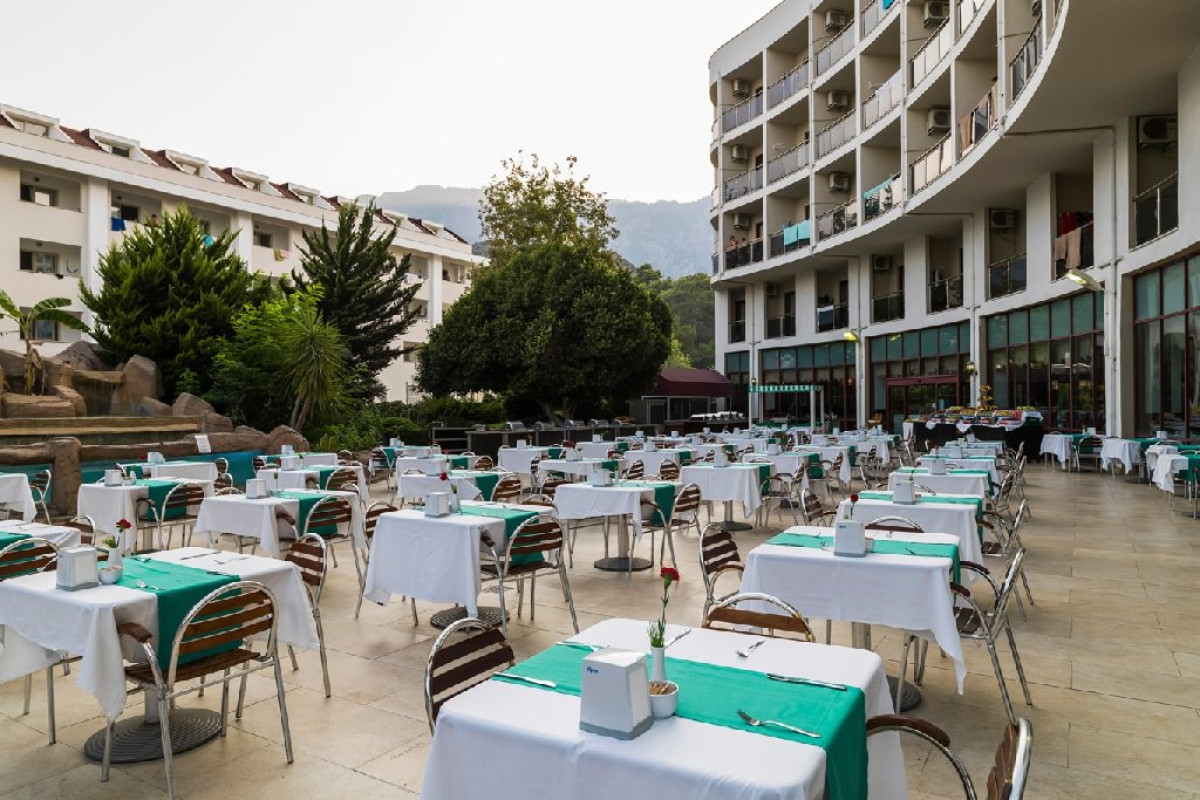 PERRE LA MER HOTEL