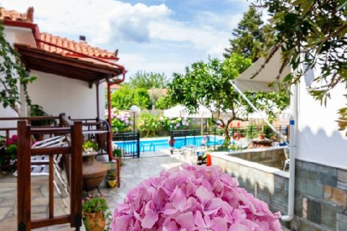 Charoula Studios and Maizonettes - Platanias
