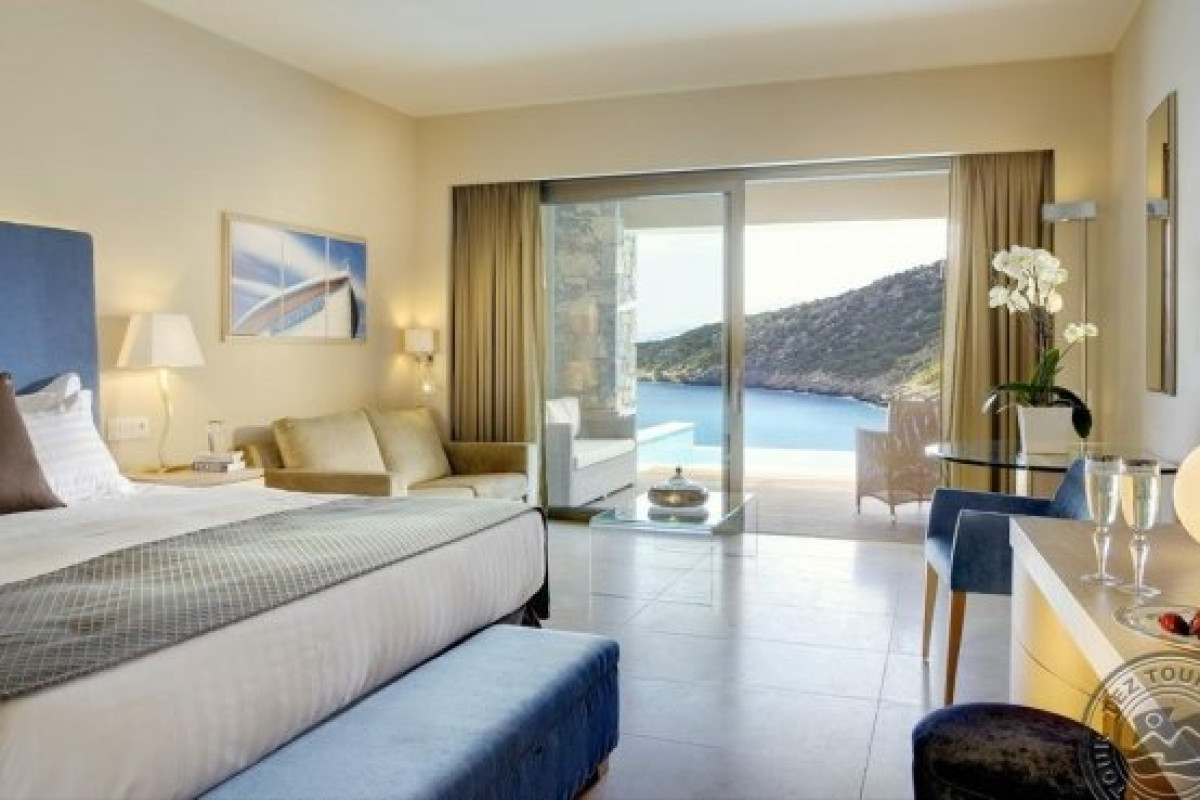 Daios Cove Luxury Resort and Villas (Vathi)
