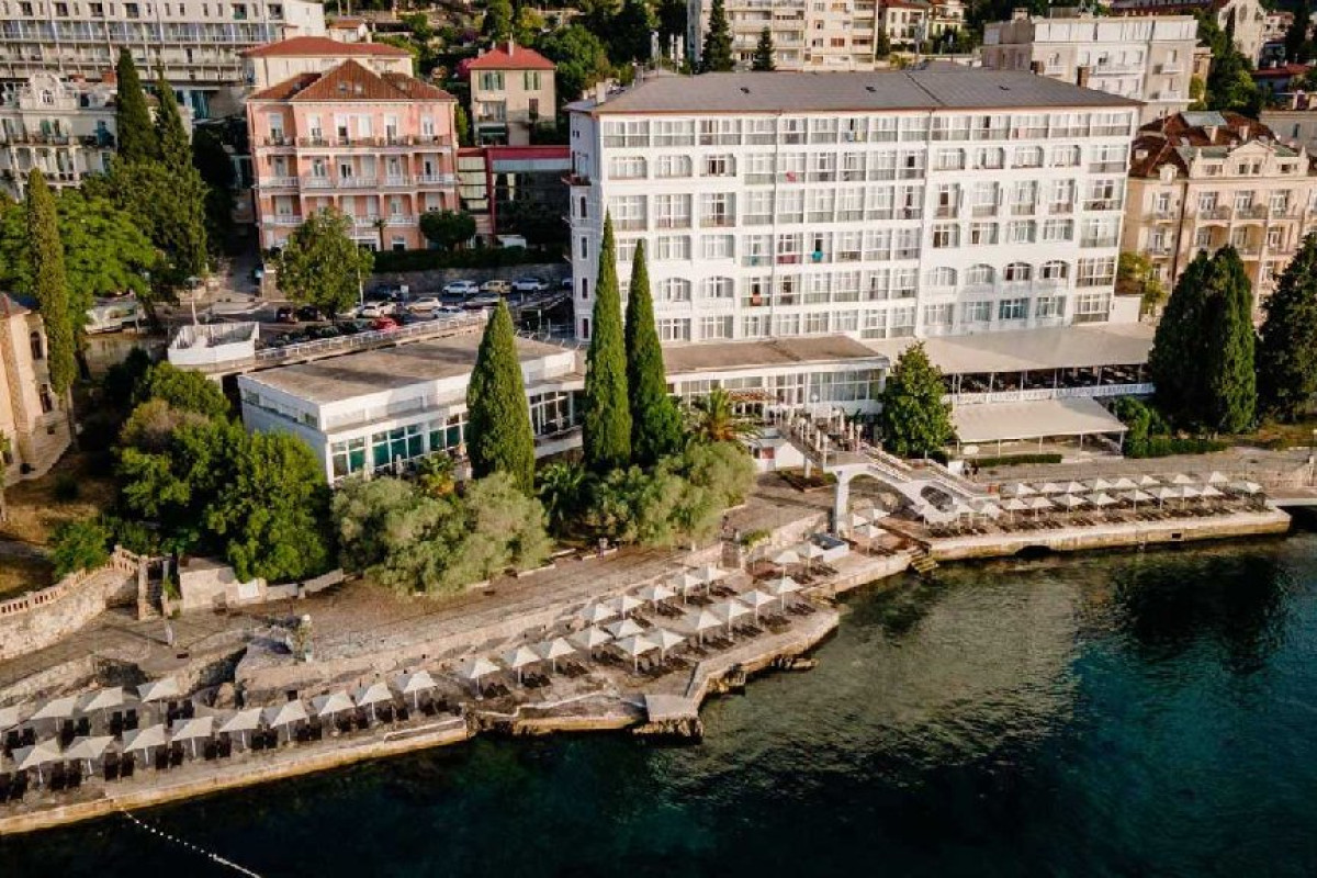 Hotel Kristal (Opatija)