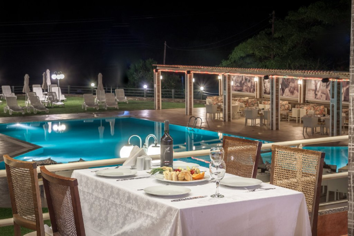 Hotel Ismaros (Maronia)
