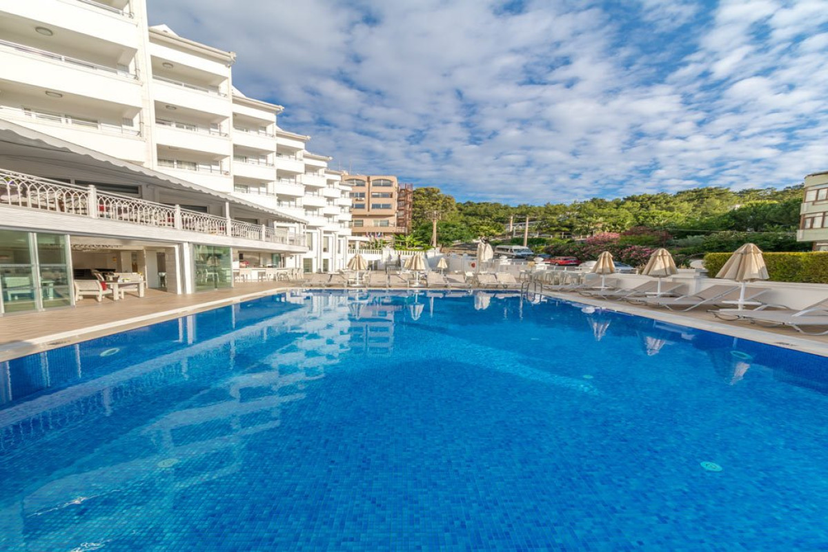 IDEAL PICCOLO HOTEL (Adults Only)