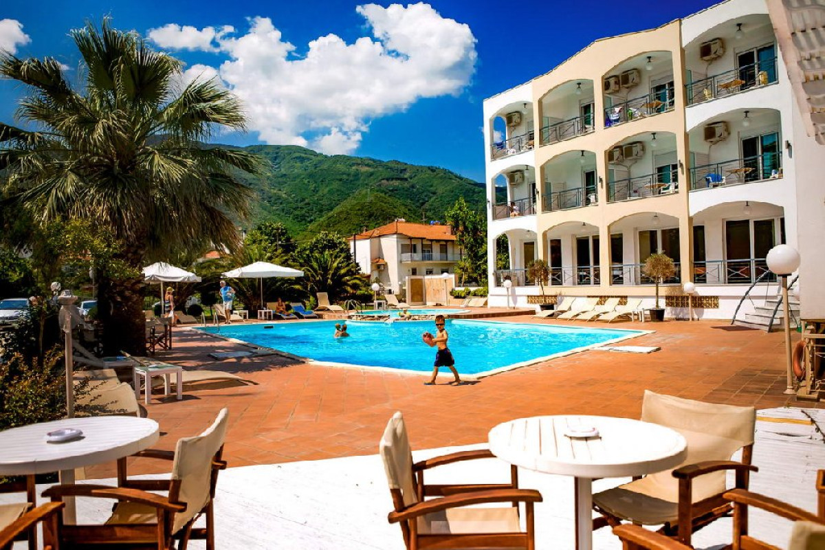 STAVROS BEACH