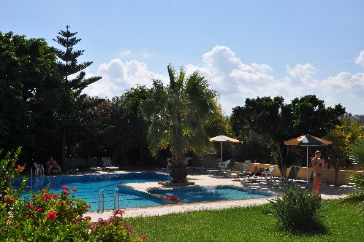 Stork Hotel