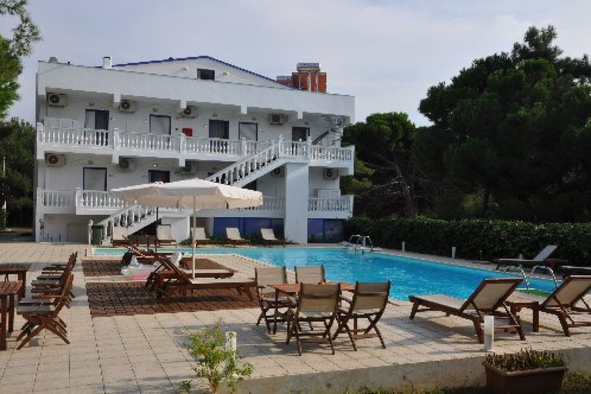 Kazaviti Hotel (Skala Prinos)