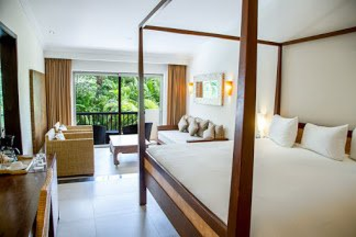 Sandos Playacar Beach Experience Resort